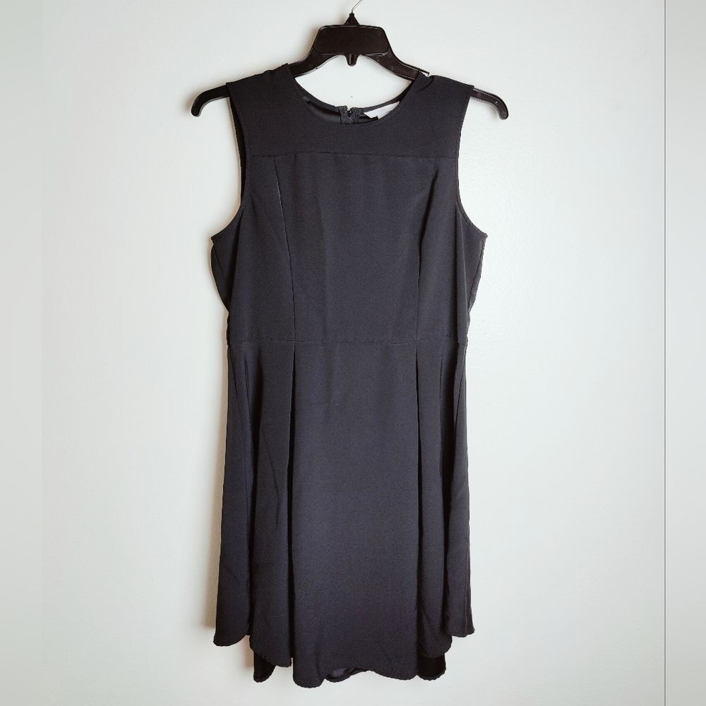 H&M Black Classic Fit Flare Sleeveless Cocktail Dress Pleated Skater Skirt, 14